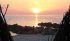Sonne über der Ostsee mit Spiegelung